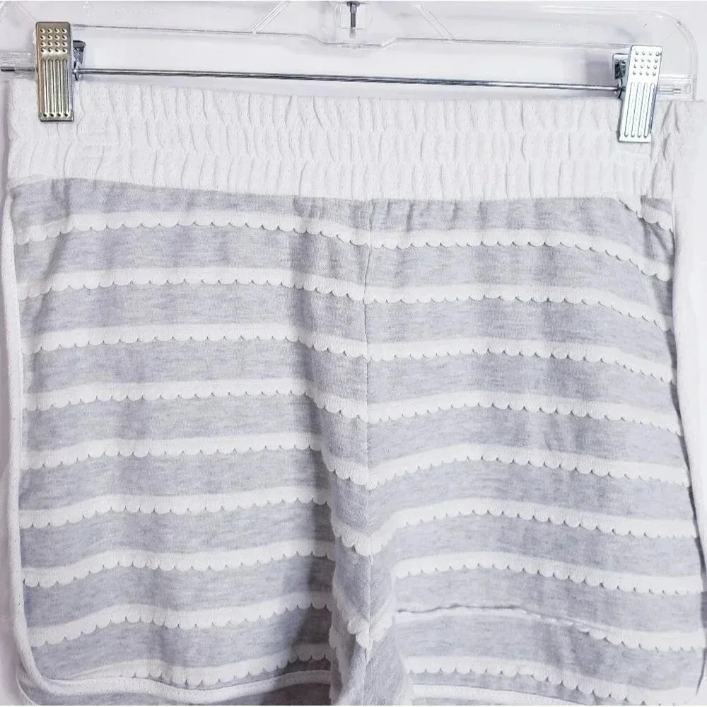 Bcbgeneretion Shorts Scallop Detail Heathered Gray White Elastic Waist Size XS - Picture 4 of 12